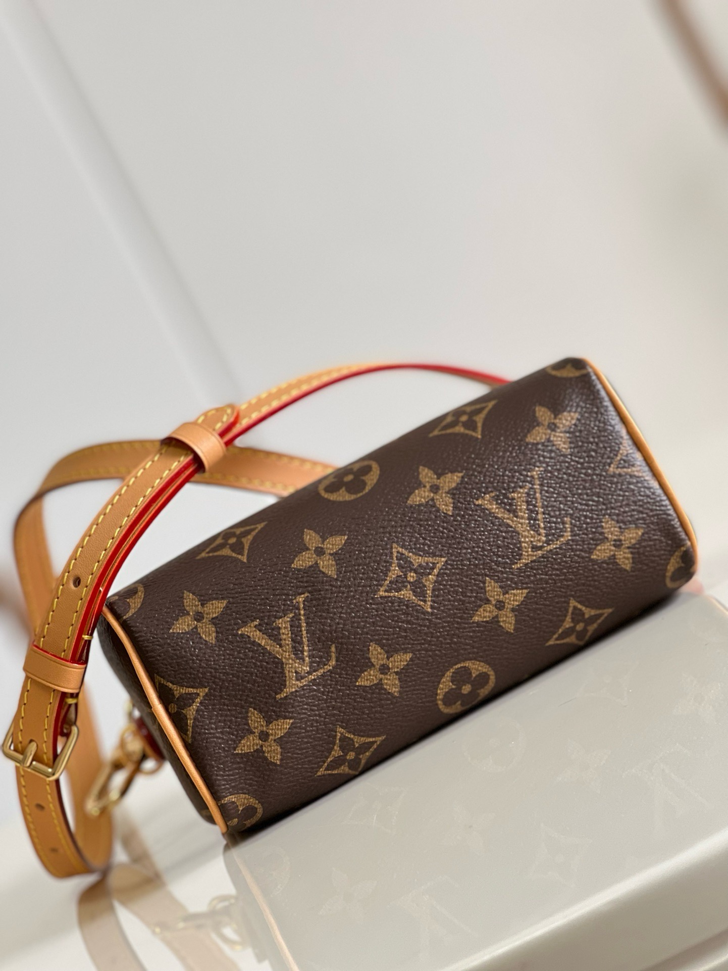 LOUIS VUITTON LV  Nano Speedy