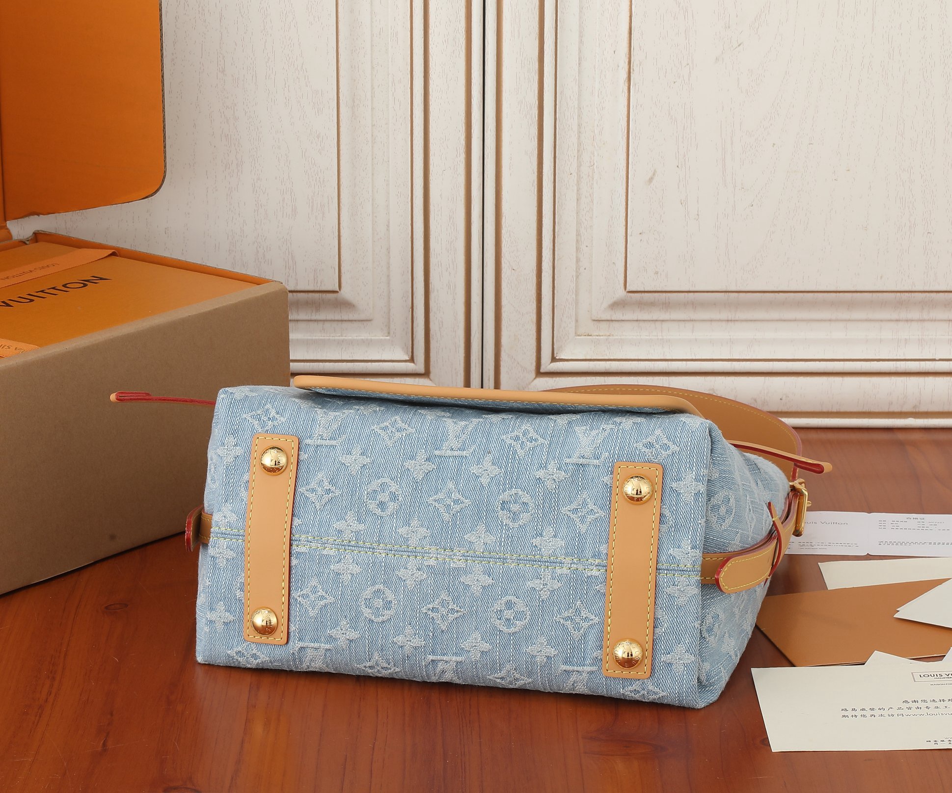 Louis Vuitton® CarryAll PM 