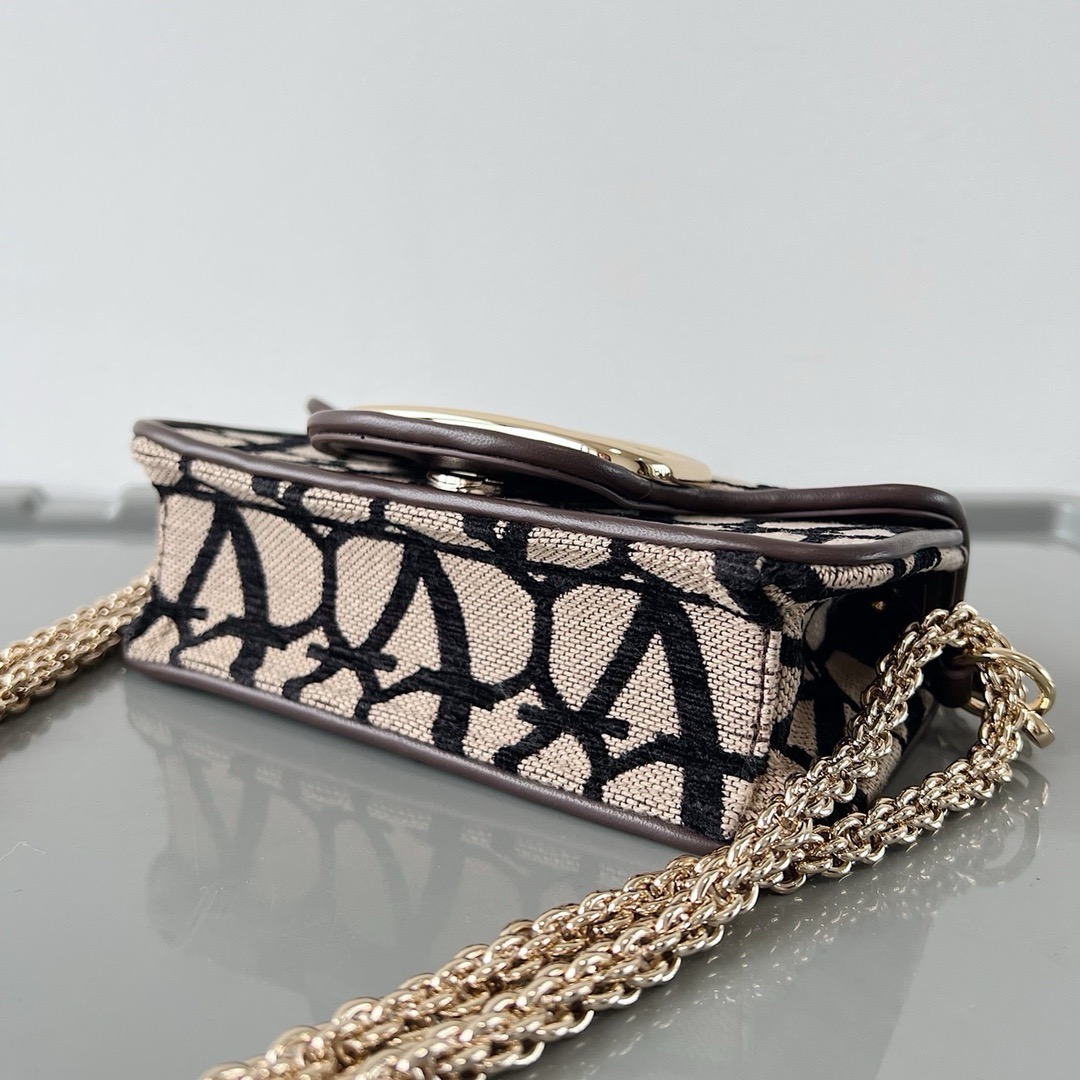  VALENTINO GARAVANI LOCÒ SMALL SHOULDER BAG WITH JEWEL LOGO