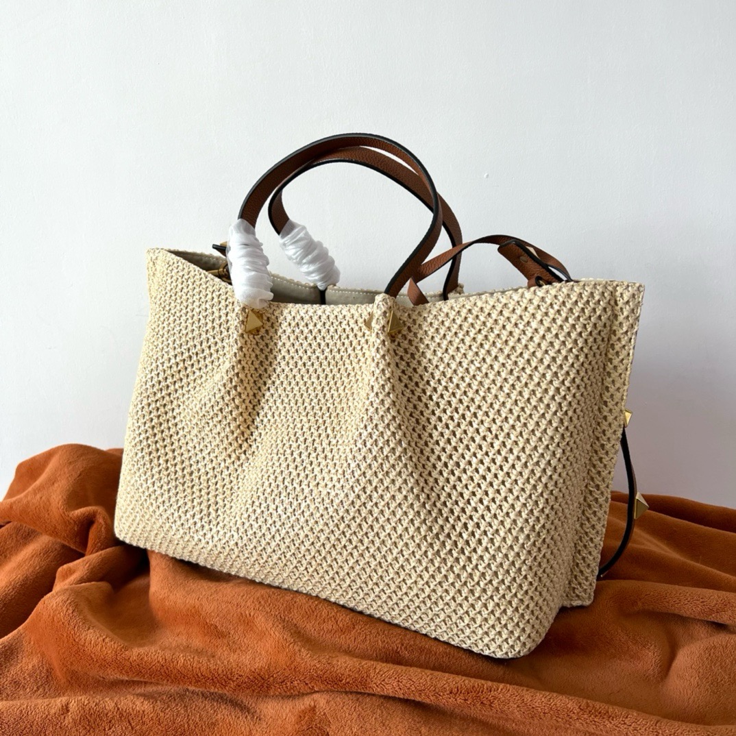  VALENTINO GARAVANI MEDIUM STRAW SUMMER TOTE