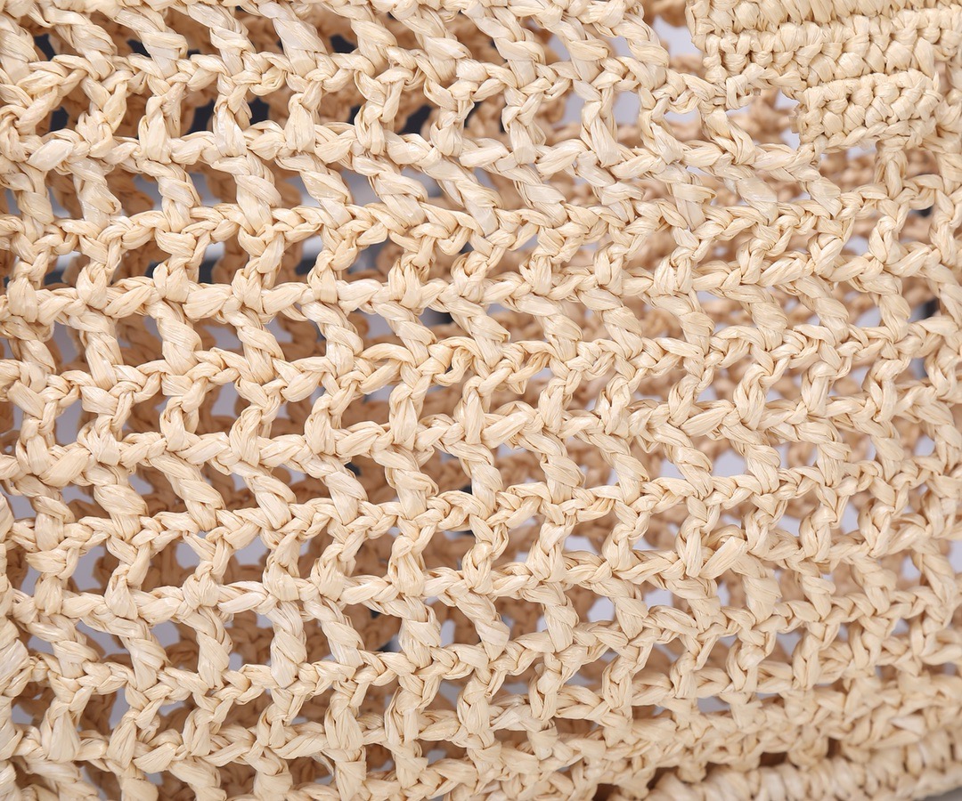  Prada  Raffia Tote Bag  beach bag 