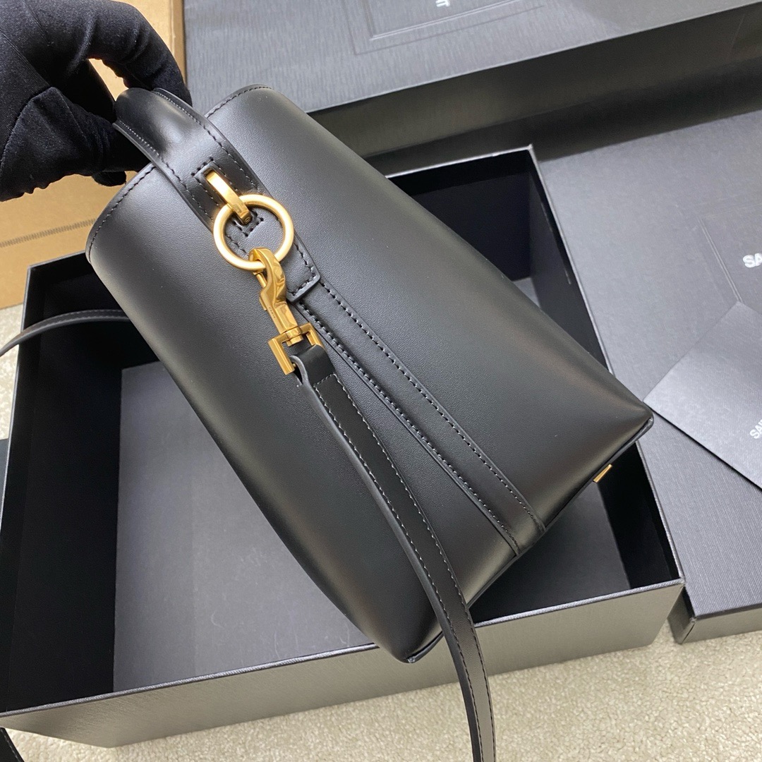 YSL Saint Laurent  Le 37 small leather bucket bag ( 2 colors)