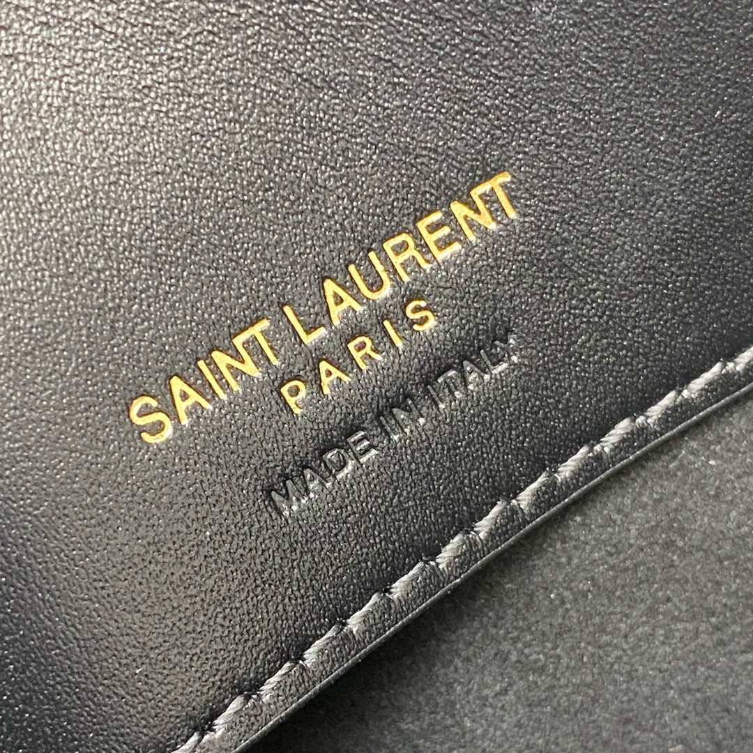 YSL Saint Laurent  Le 37 small leather bucket bag ( 2 colors)