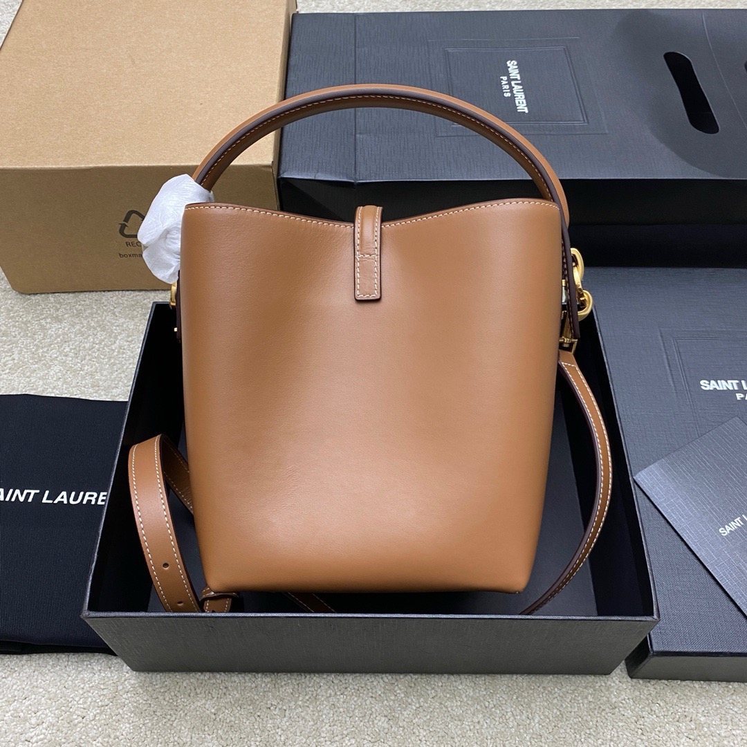 YSL Saint Laurent  Le 37 small leather bucket bag ( 2 colors)