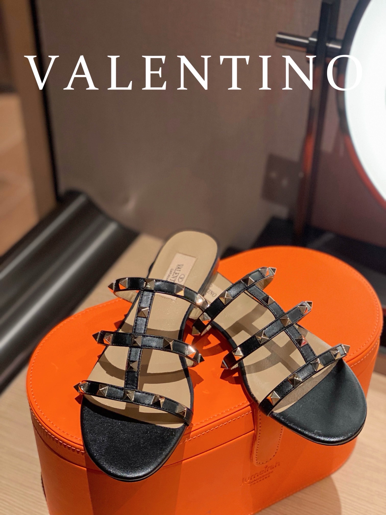 Valentino  mules shoes ( 2 colors )