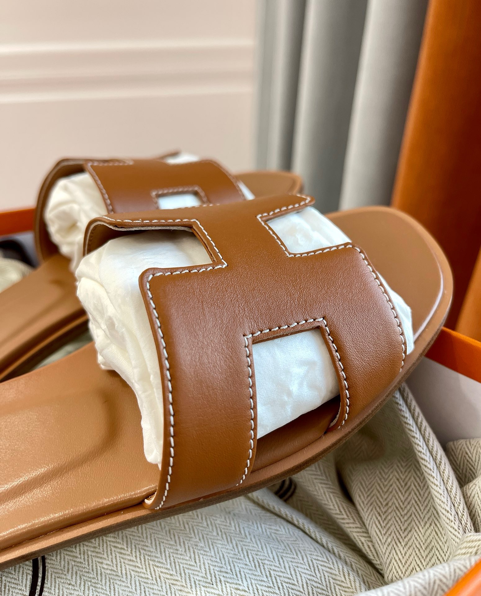 Hermes  mules shoes ( 2 colors )