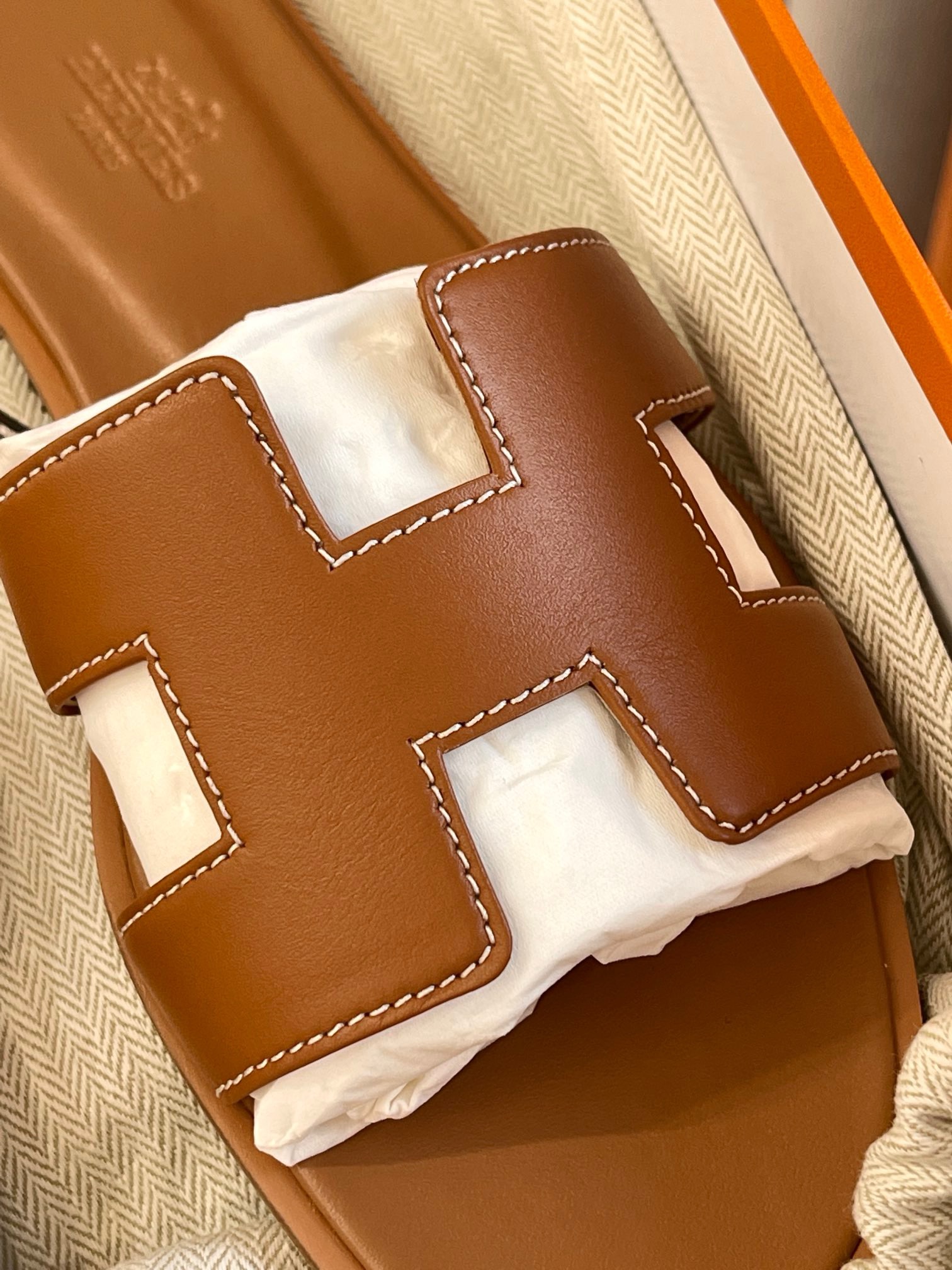 Hermes  mules shoes ( 2 colors )