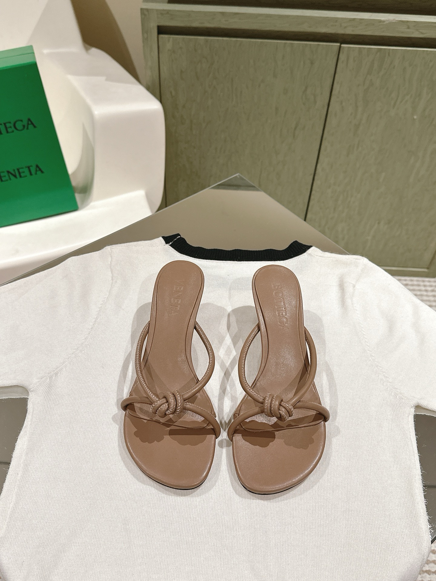 Bottega Veneta  BV  mules shoes ( 4 colors )