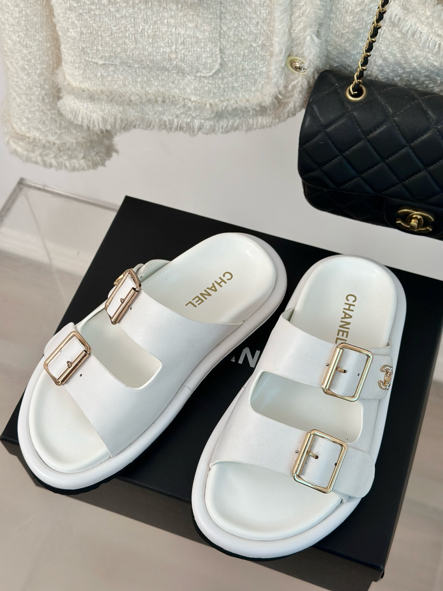 Chanel  mules shoes ( 4 colors )
