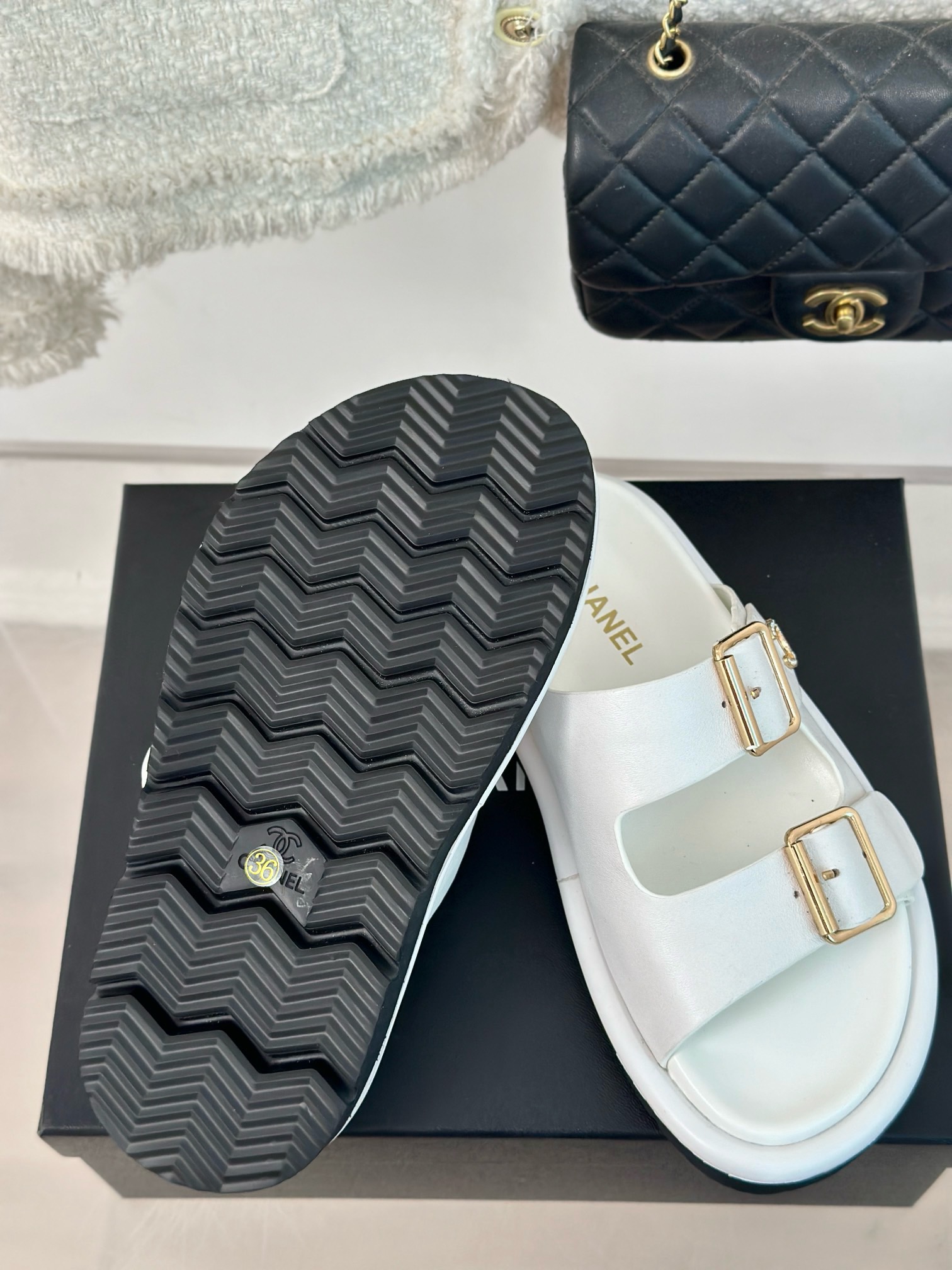 Chanel  mules shoes ( 4 colors )