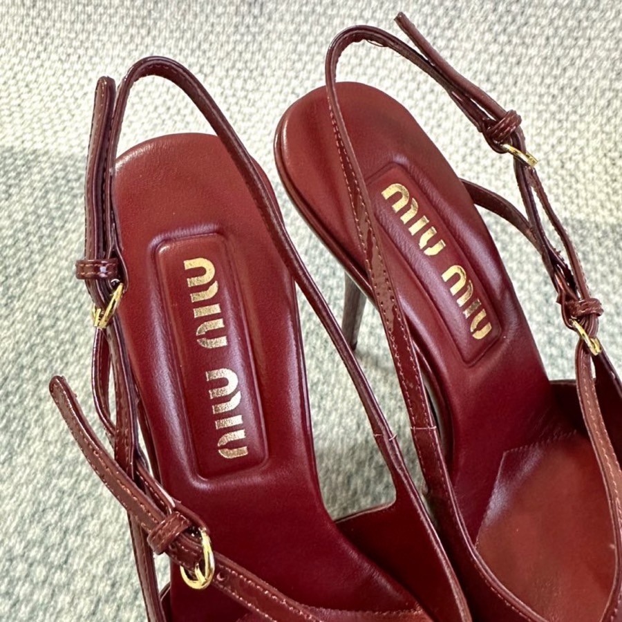 Miu Miu pump  shoes Patent leather slingbacks with buckles ( heel 10.5cm ) 