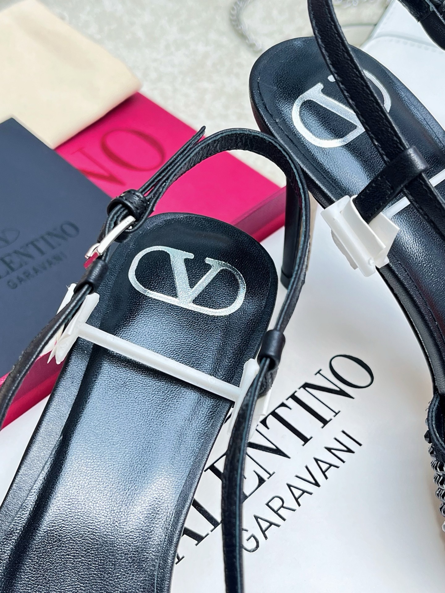 Valentino Vlogo Signature Slingback Black Calfskin With Crystals Caro
