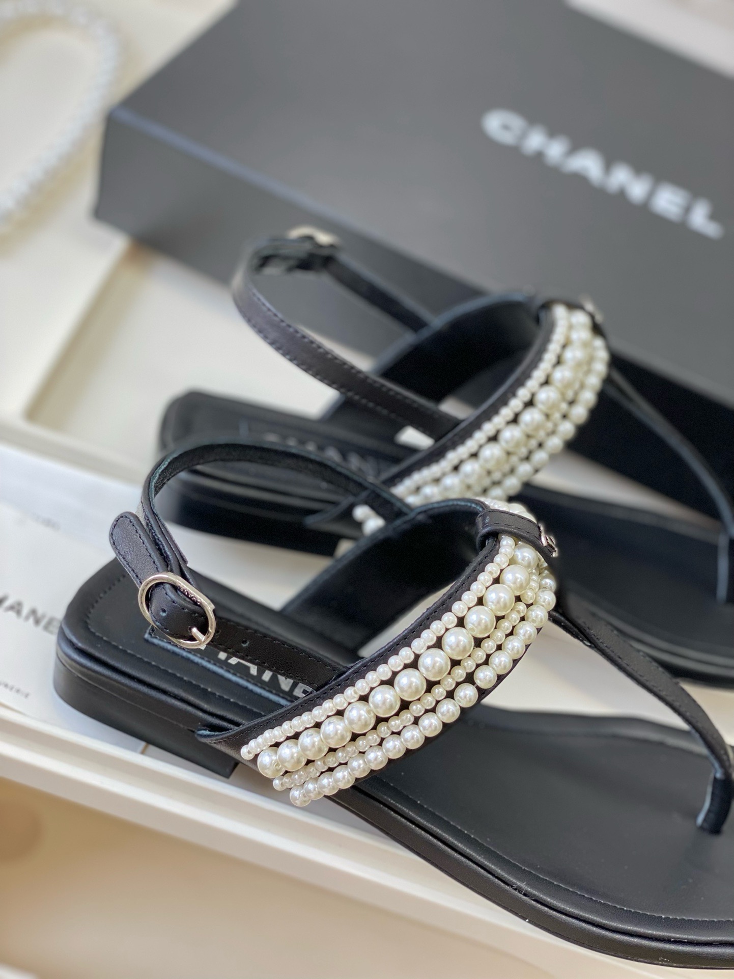 CHANEL pearl  sandal  shoes  