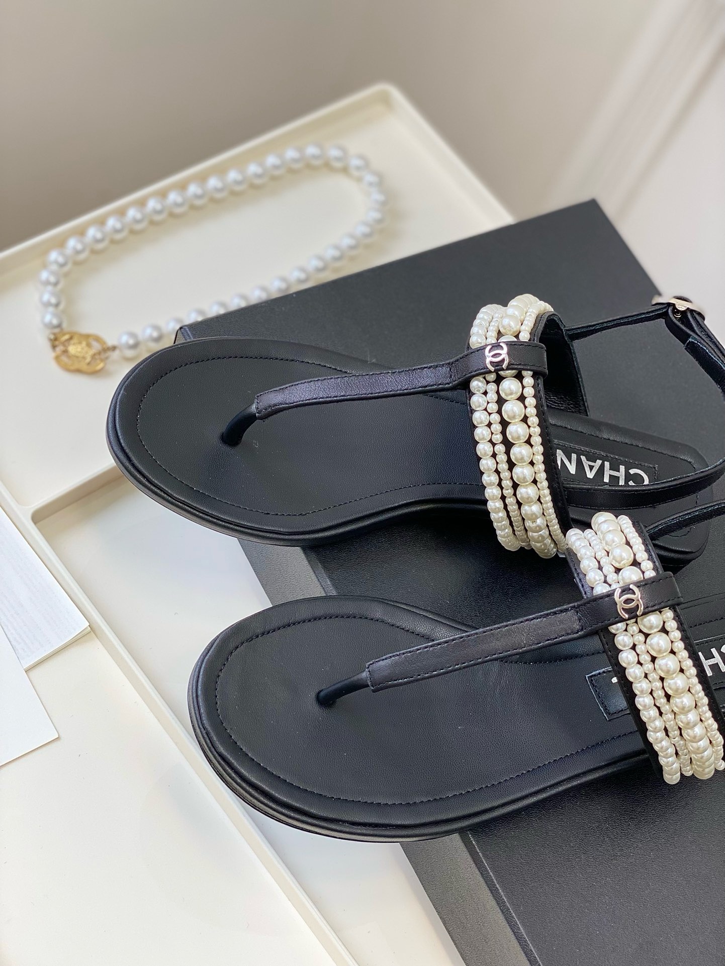 CHANEL pearl  sandal  shoes  