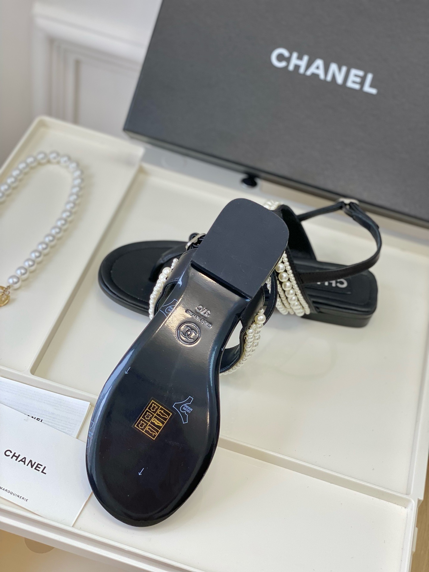 CHANEL pearl  sandal  shoes  